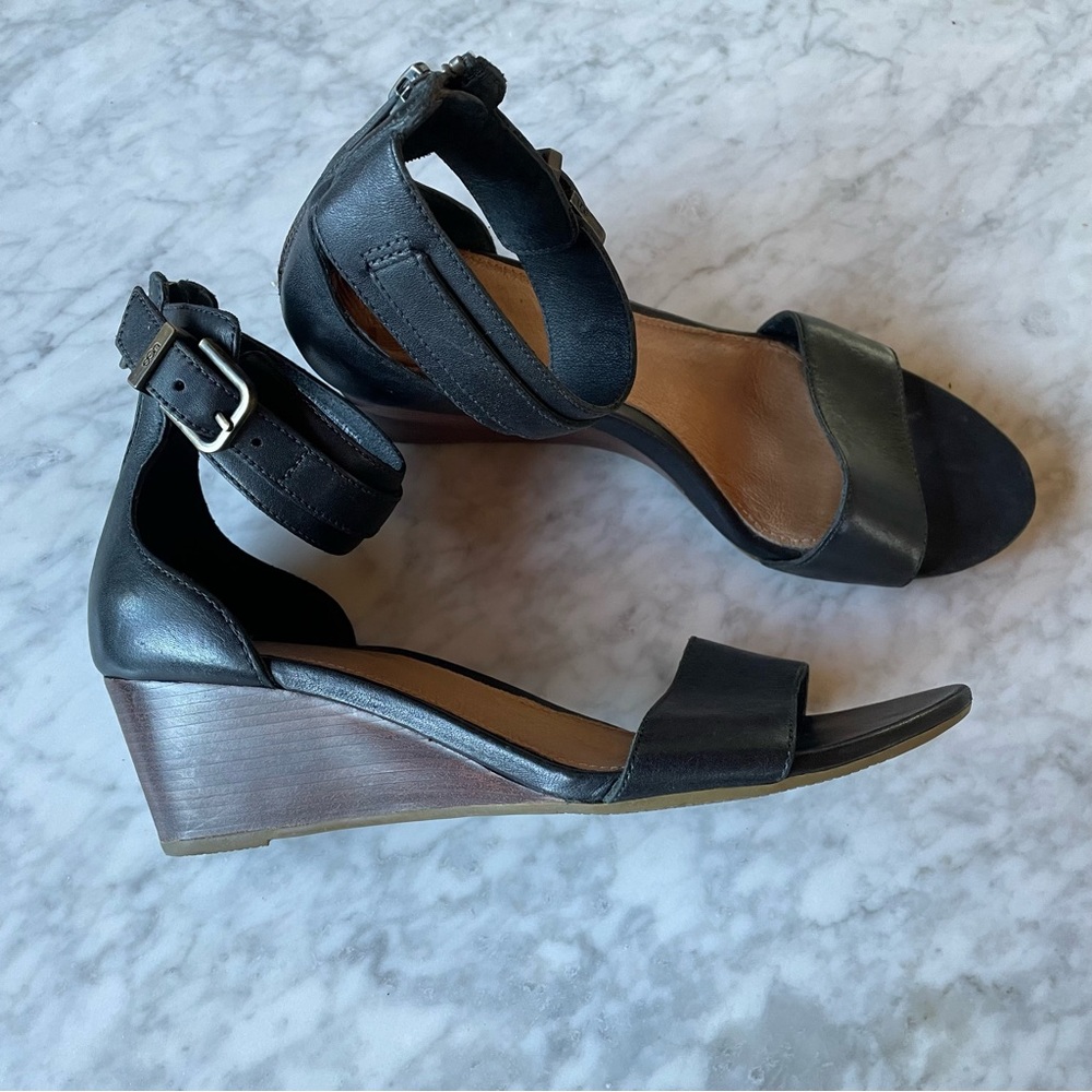 Ugg Char Ankle Strap Wedge Sandal